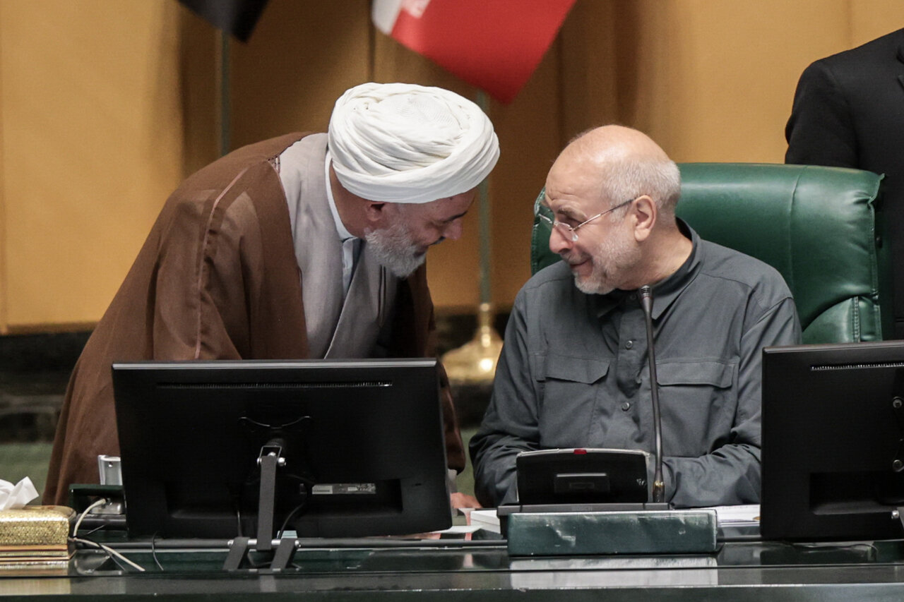 صحن علنی 25 تیرماه مجلس