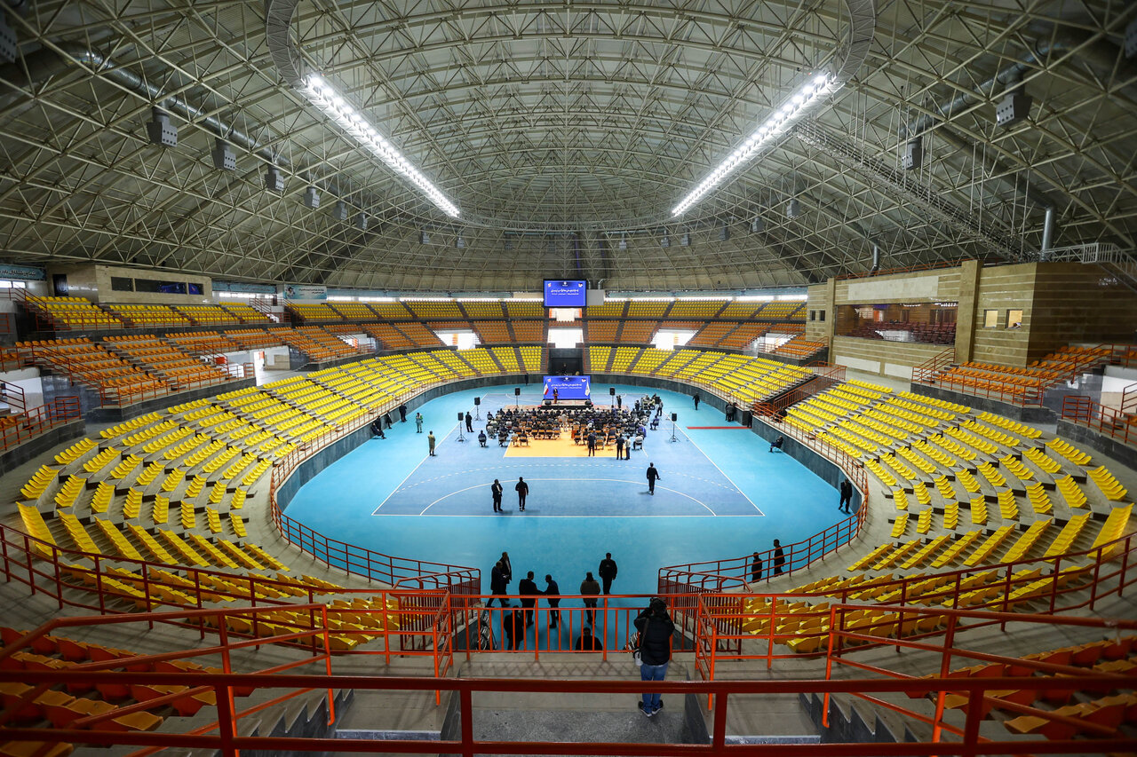  افتتاح خانه کشتی شهدای طرقبه با حضور قالیباف