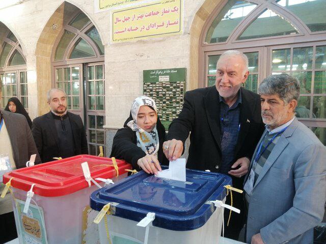 چهره های سیاسی در انتخابات