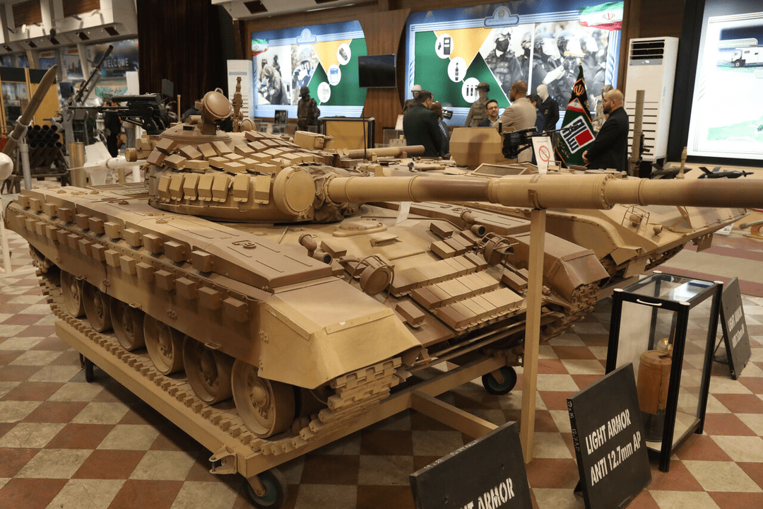 بازدید چافو از دستاوردهای دفاعی ایران