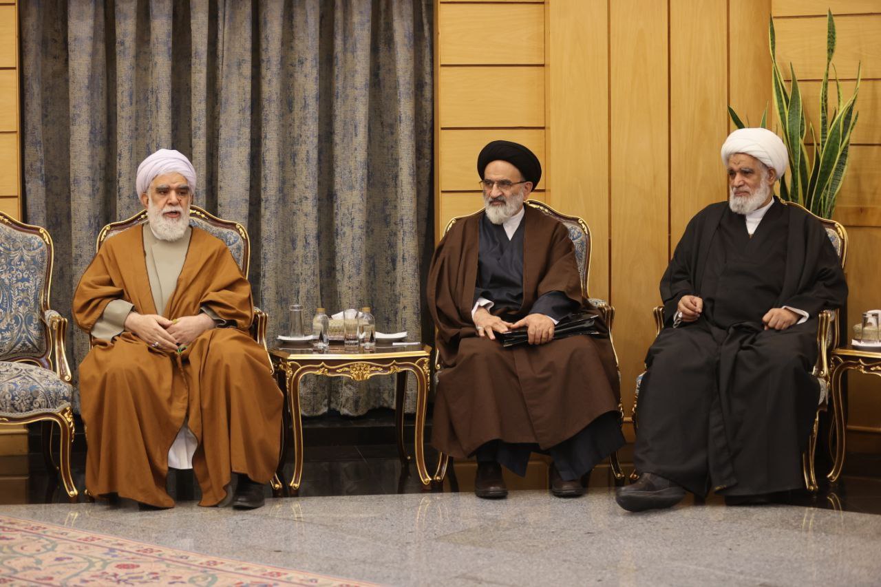 تصاویر بدرقه قالیباف و هیأت بلندپایه ایرانی عازم لبنان 