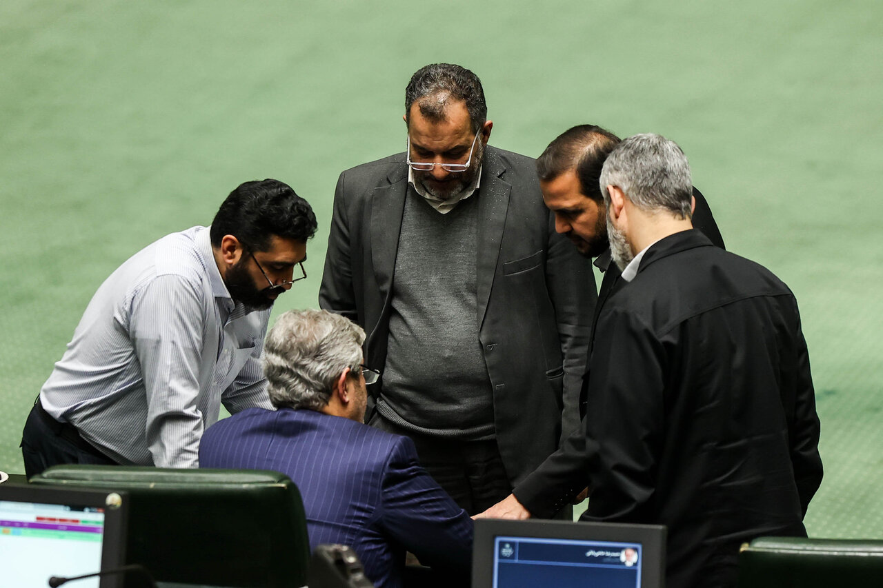 نشست علنی نوبت عصر مجلس