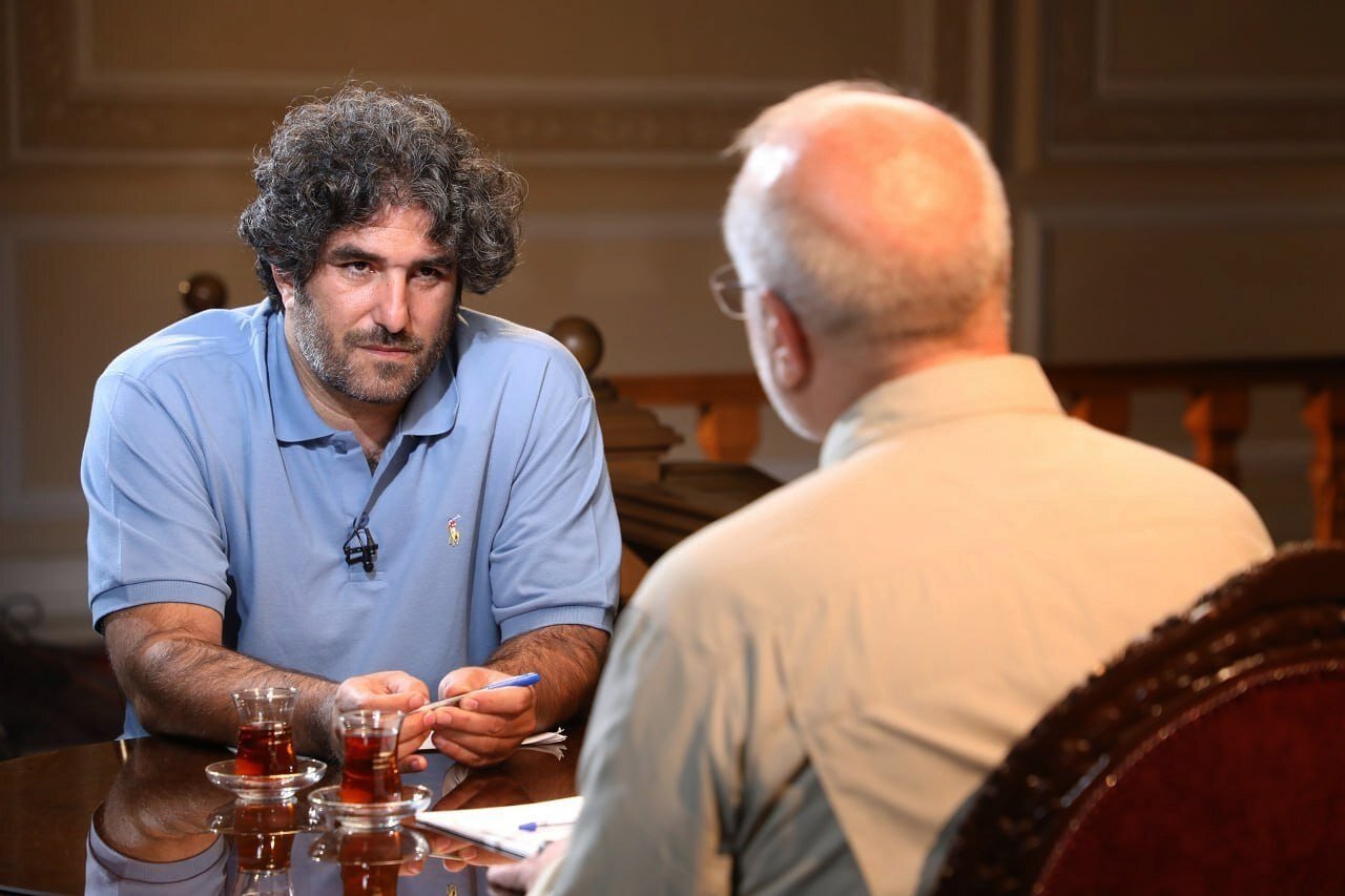 حضور قالیباف در برنامه «ماجرای جنگ»