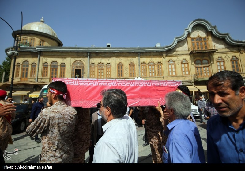 تشییع پیکر شهدای حملات رژیم صهیونیستی در همدان