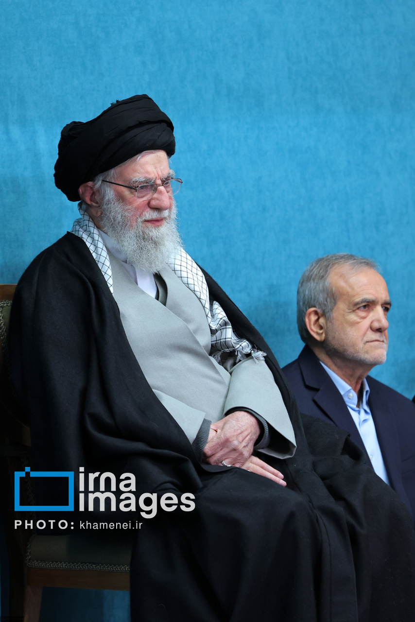 دیدار مسئولان و کارگزاران نظام با رهبر معظم انقلاب