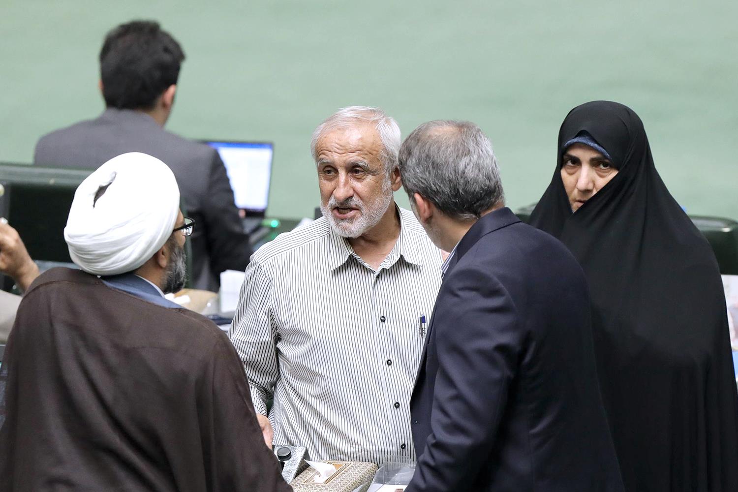 بیست و سومین نشست بررسی برنامه هفتم توسعه در صحن علنی