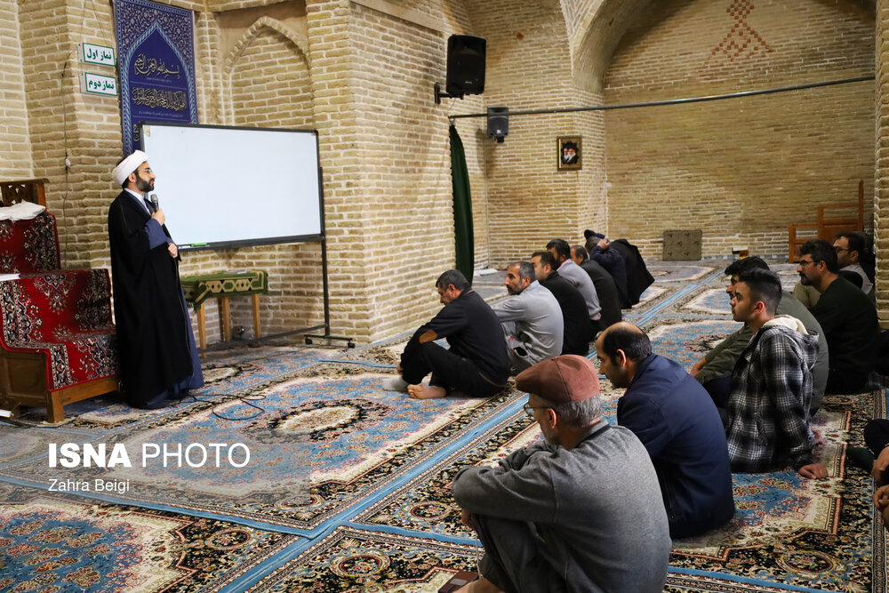 برگزاری مراسم آیینی اعتکاف