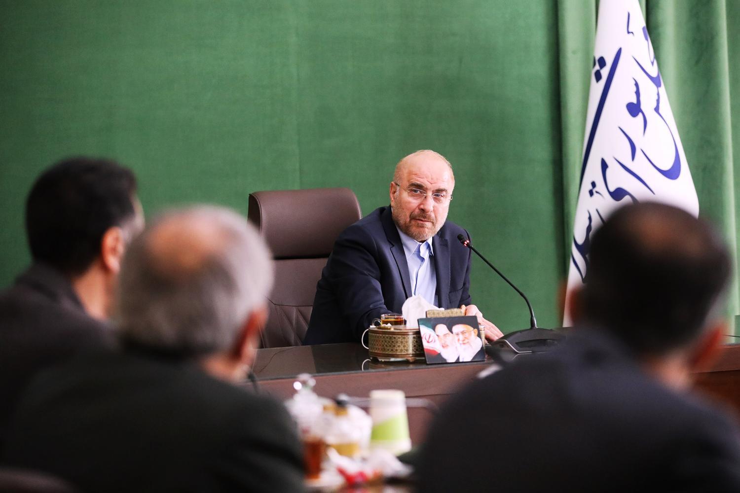 نشست مجمع نمایندگان استان فارس با قالیباف