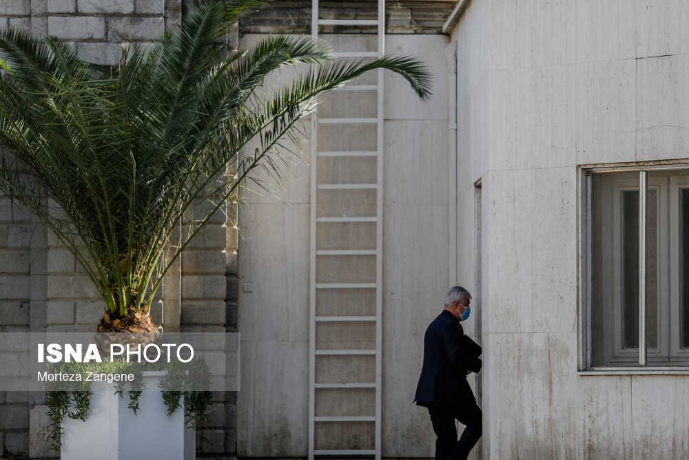 حاشیه جلسه هیات دولت ۲۳ شهریور