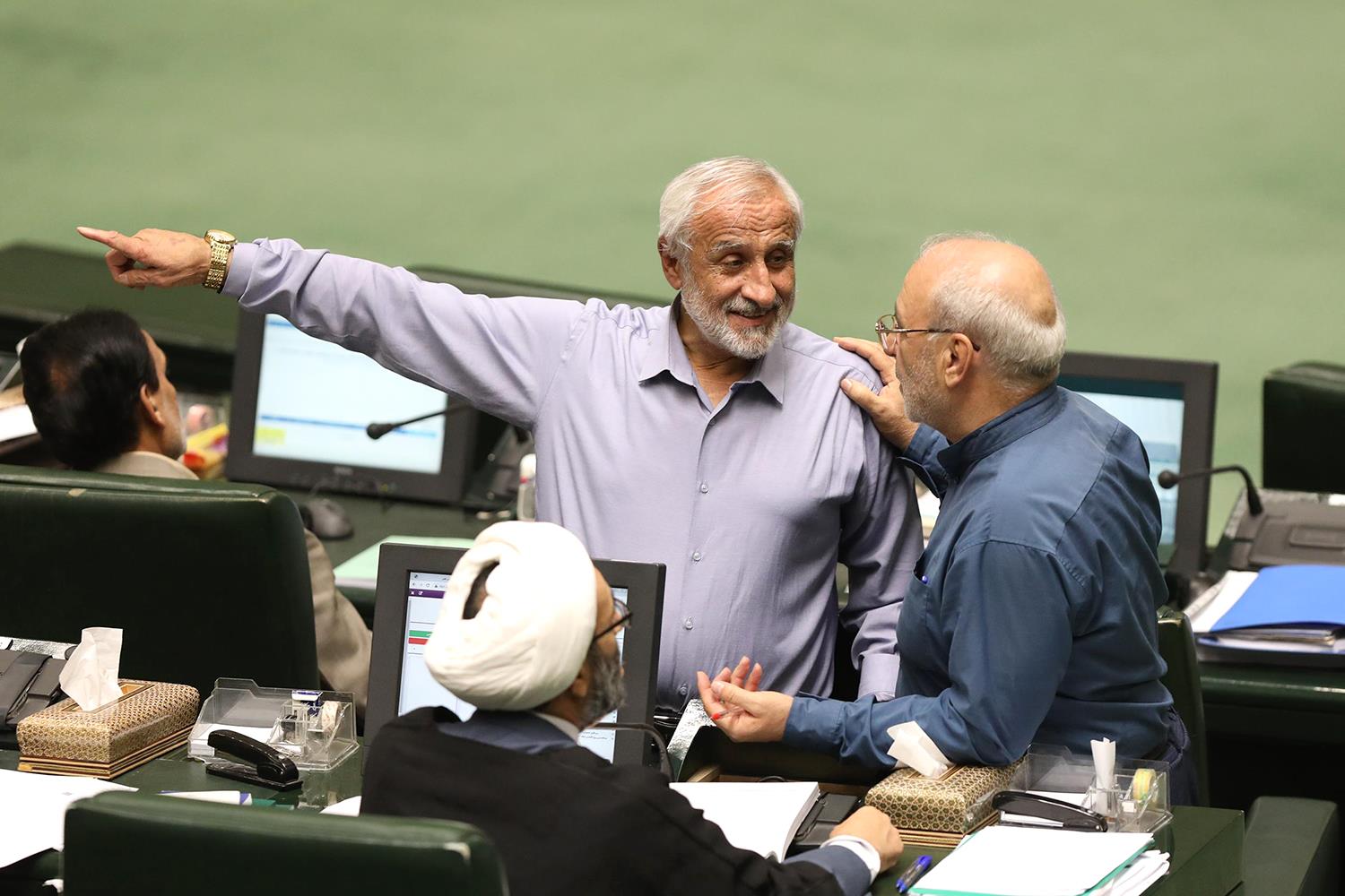 چهل و یکمین نشست بررسی برنامه هفتم توسعه در صحن علنی مجلس شورای اسلامی