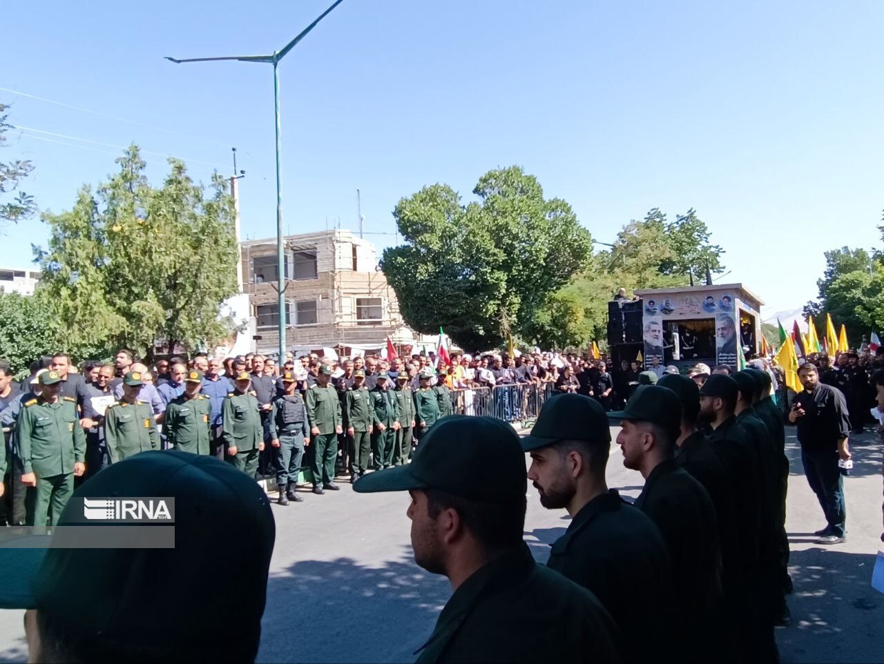 تشییع پیکر مطهر محمد سعید ایزدی
