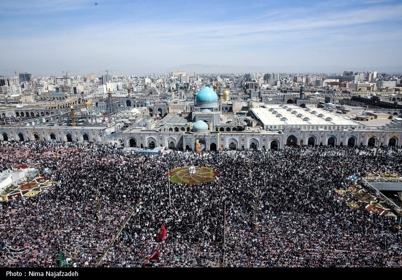 تحویل سال نو در حرم مطهر امام رضا (ع)