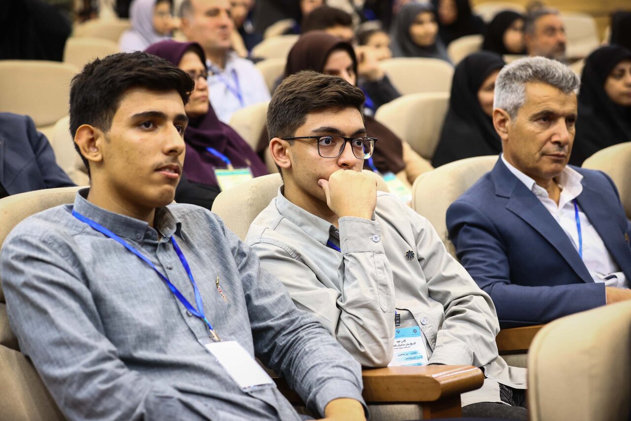 حضور قالیباف در اولین کارسوق حکمرانی داده‌محور