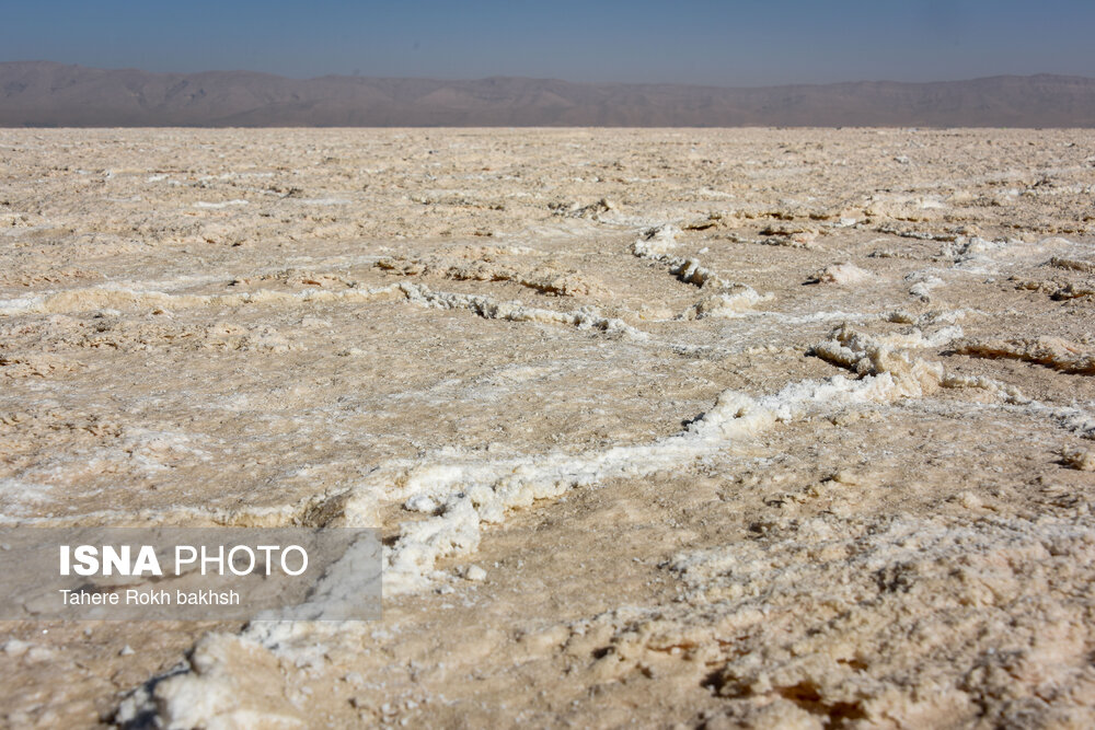 تصاویر: خشک شدن دریاچه مهارلو - شیراز