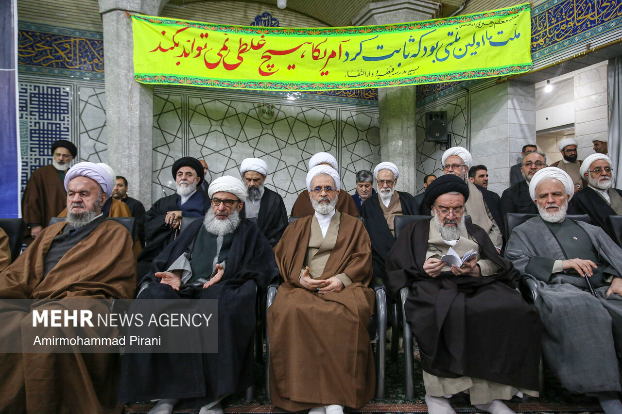 اجتماع حوزویان قم در محکومیت اهانت به قرآن و ولایت