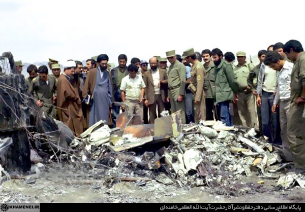 روایت رهبر انقلاب از شکست آمریکا در طبس