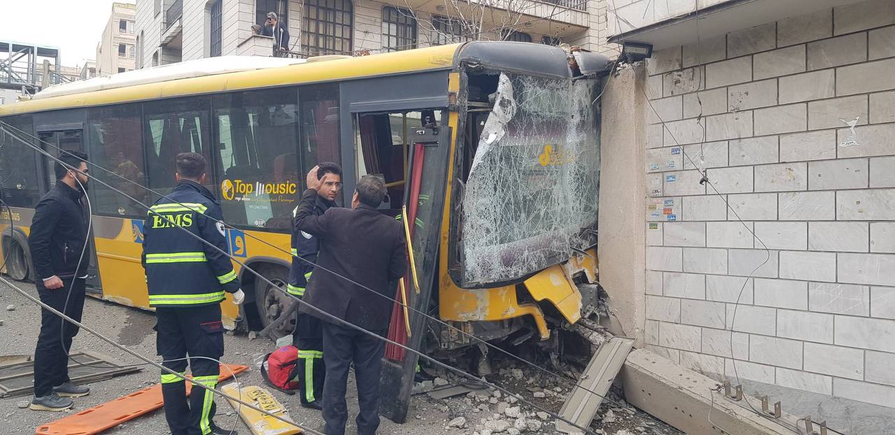 تصادف اتوبوس