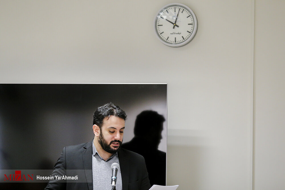 جلسه دادگاه کروز