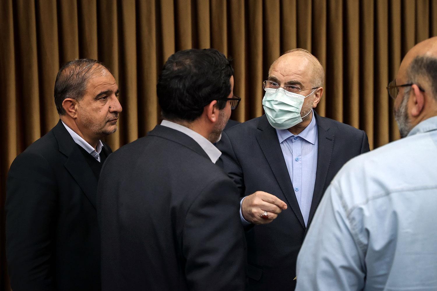  جلسه بررسی لایحه بودجه سال ۱۴۰۲ با حضور رئیس مجلس شورای اسلامی