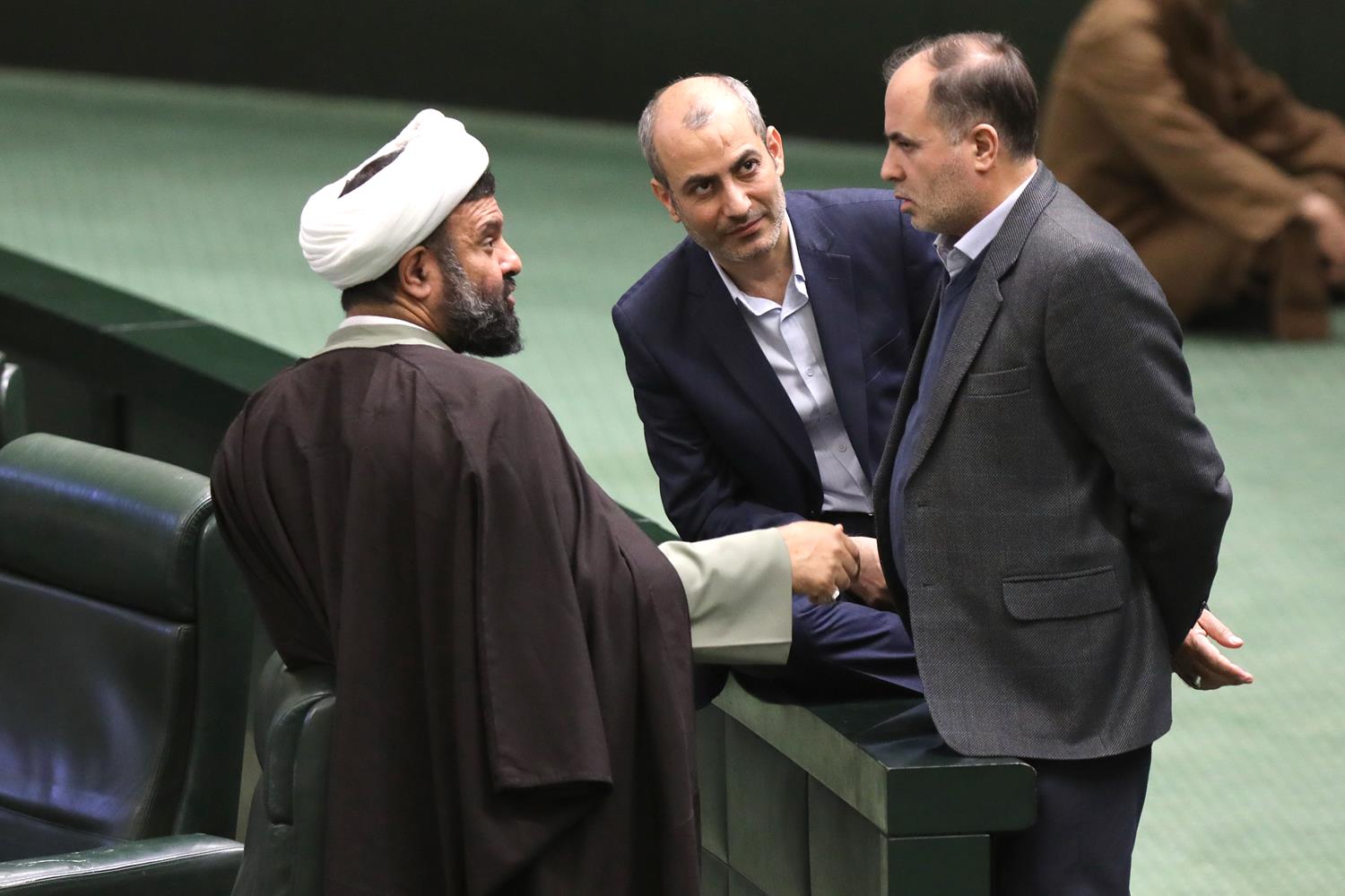 حضور وزرای نفت و صمت در صحن علنی مجلس ۱۱ بهمن