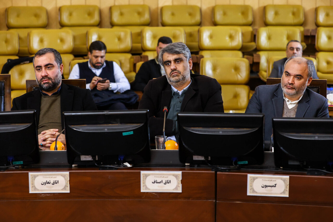 نشست اعضای کمیسیون تلفیق با رئیس مجلس