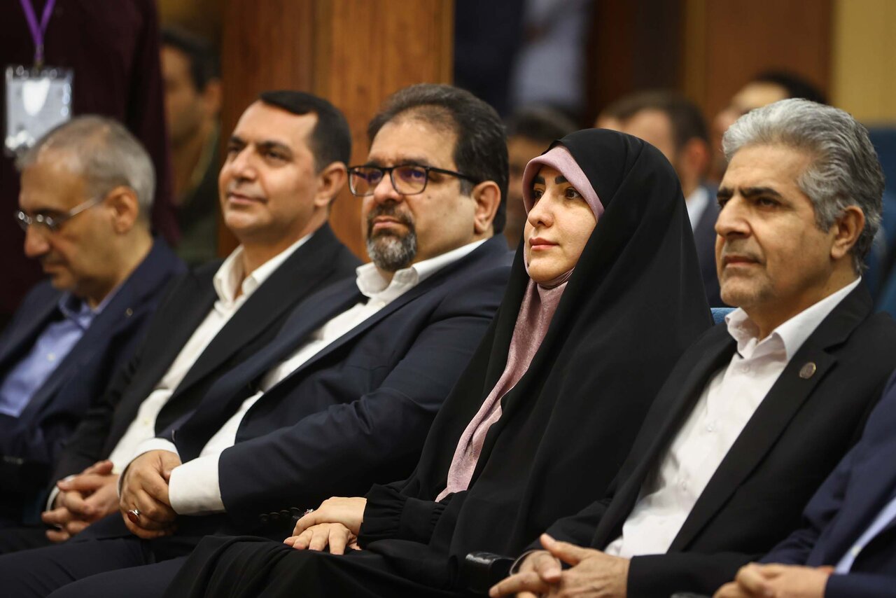 حضور قالیباف در همایش بین‌المللی صنعت نفت و گاز 