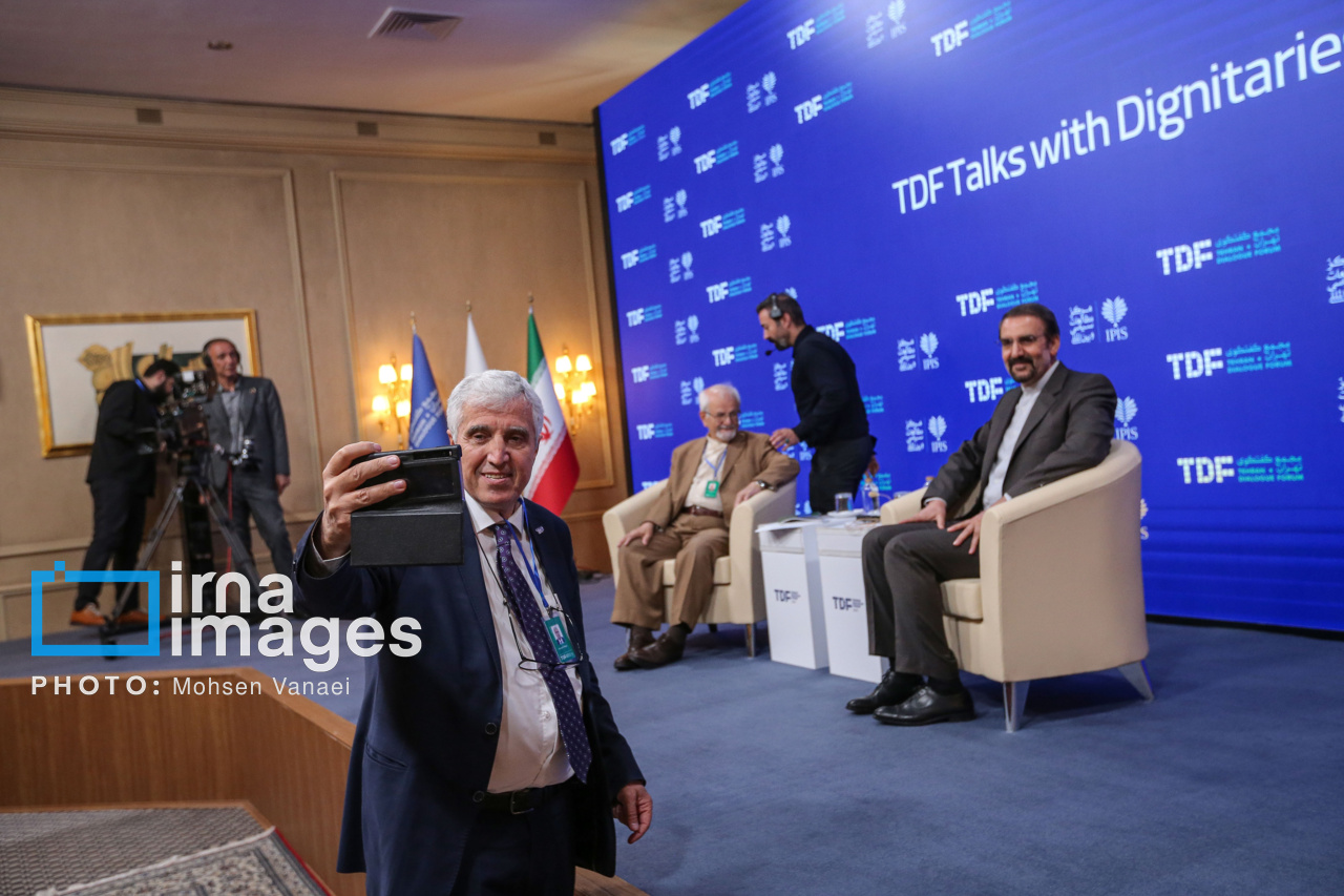 اختتامیه مجمع گفتگوی تهران با حضور قالیباف