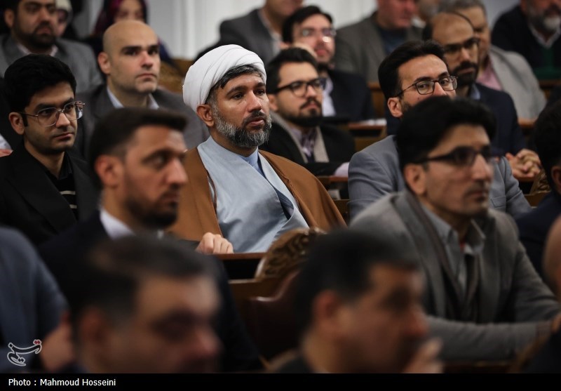 آیین تقدیر از پژوهشگران برتر مرکز پژوهش‌های مجلس با حضور قالیباف