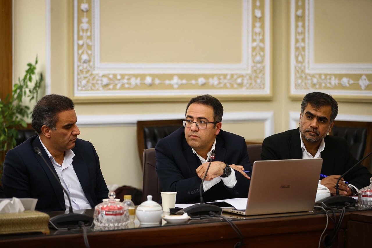 دیدار وزیر علوم و روسای دانشگاه های سراسر کشور با قالیباف