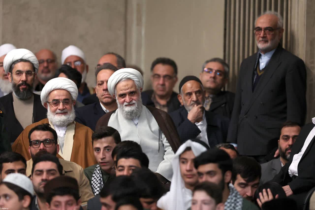 دیدار اقشار مختلف مردم با رهبر انقلاب