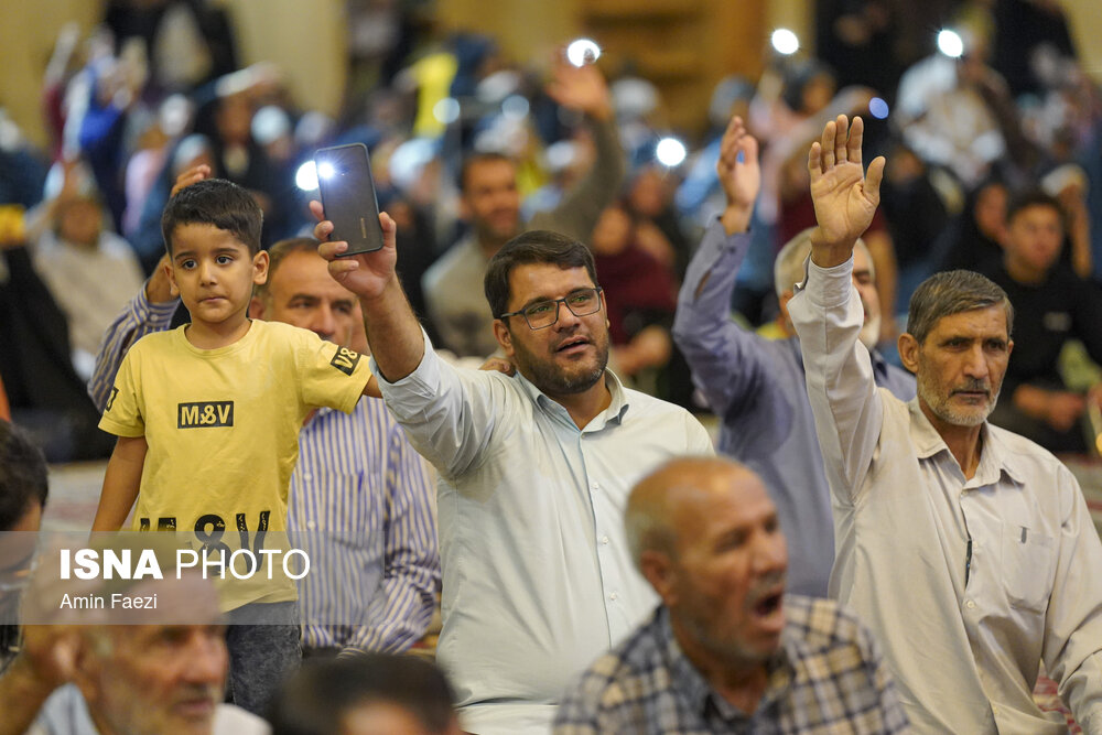 میلاد پیامبر مهربانی ها در حرم مطهر شاهچراغ(ع)