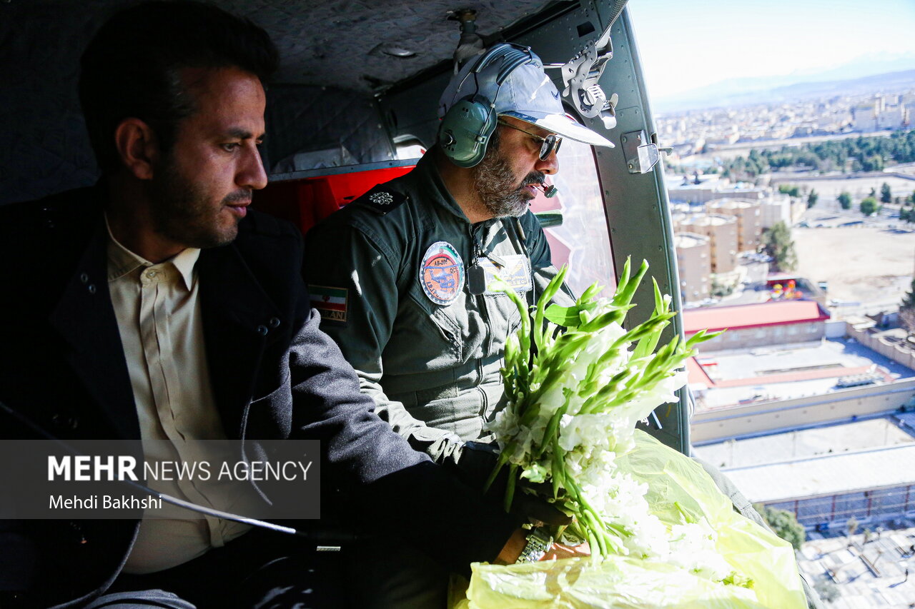 گلباران هوایی گلزار شهدای قم