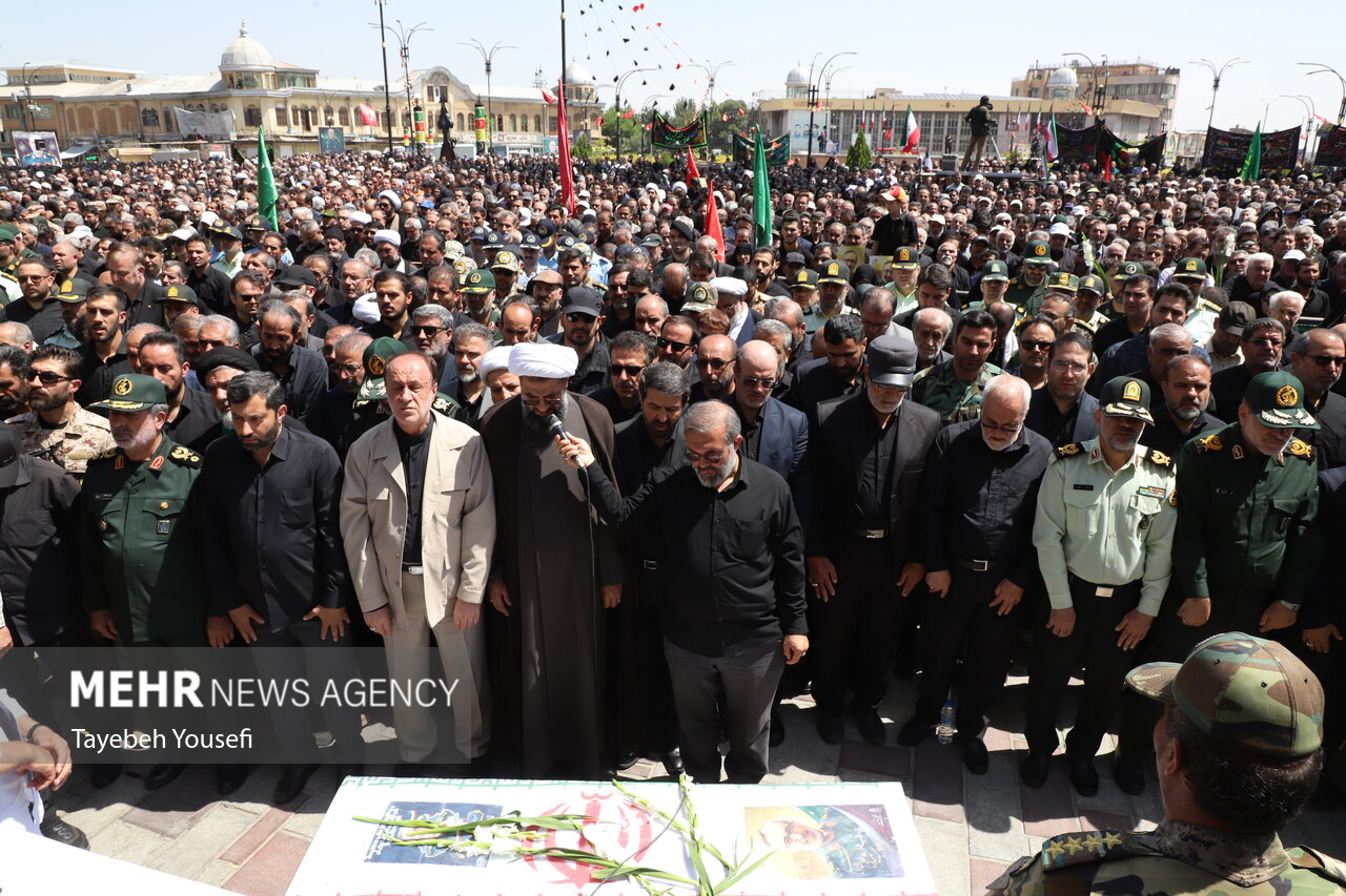 تشییع و خاکسپاری پیکر سردار شهید «علی شادمانی» 
