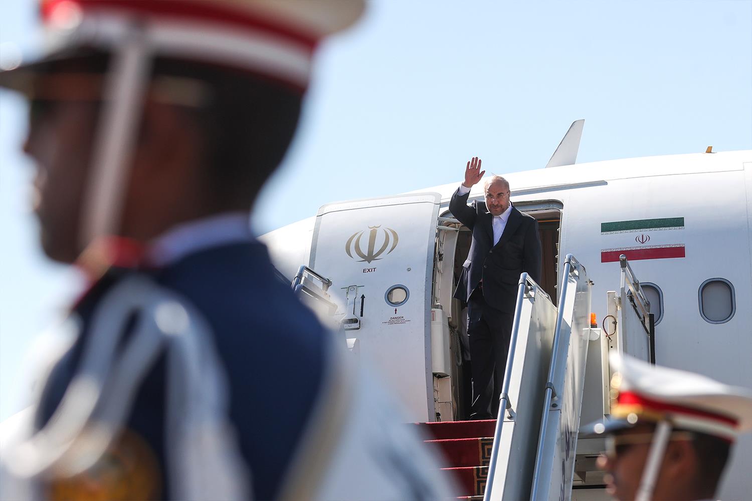 بدرقه رسمی رئیس مجلس برای سفر به امارات