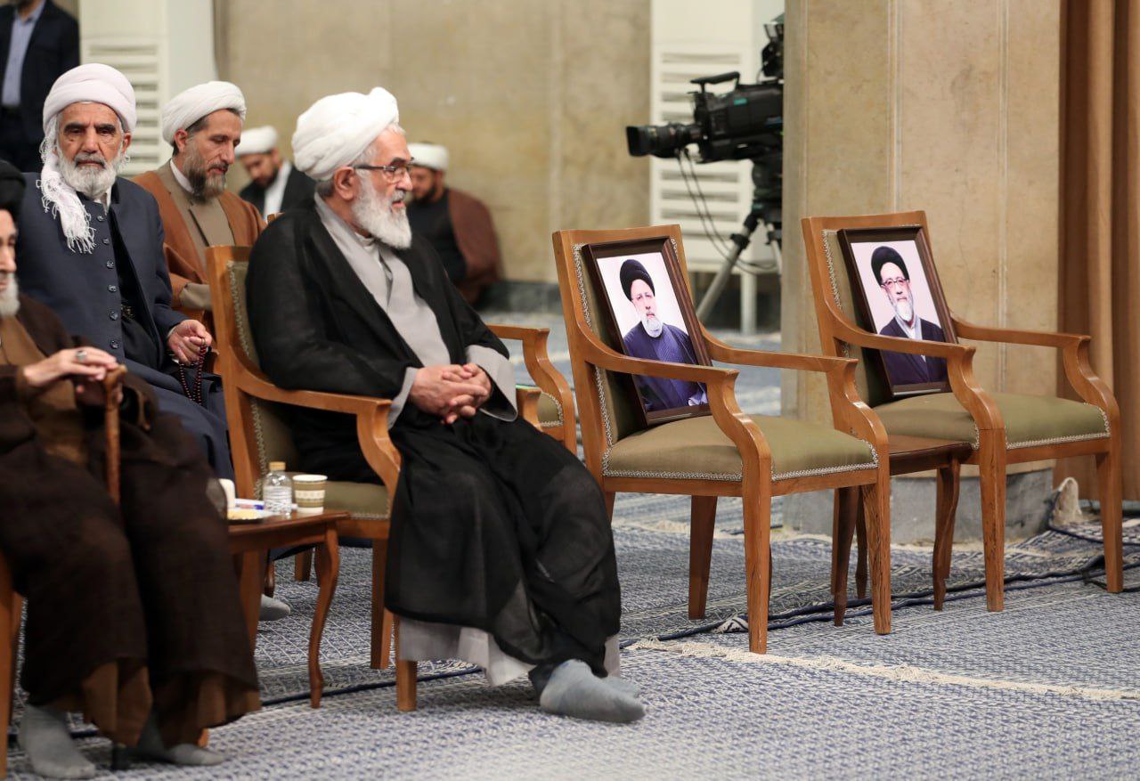 دیدار اعضای مجلس خبرگان با رهبر انقلاب