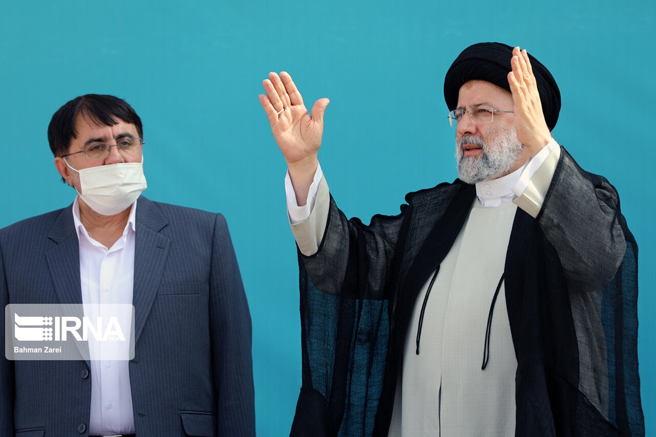 استقبال گرم مردم سرپل ذهاب از رئیس جمهور