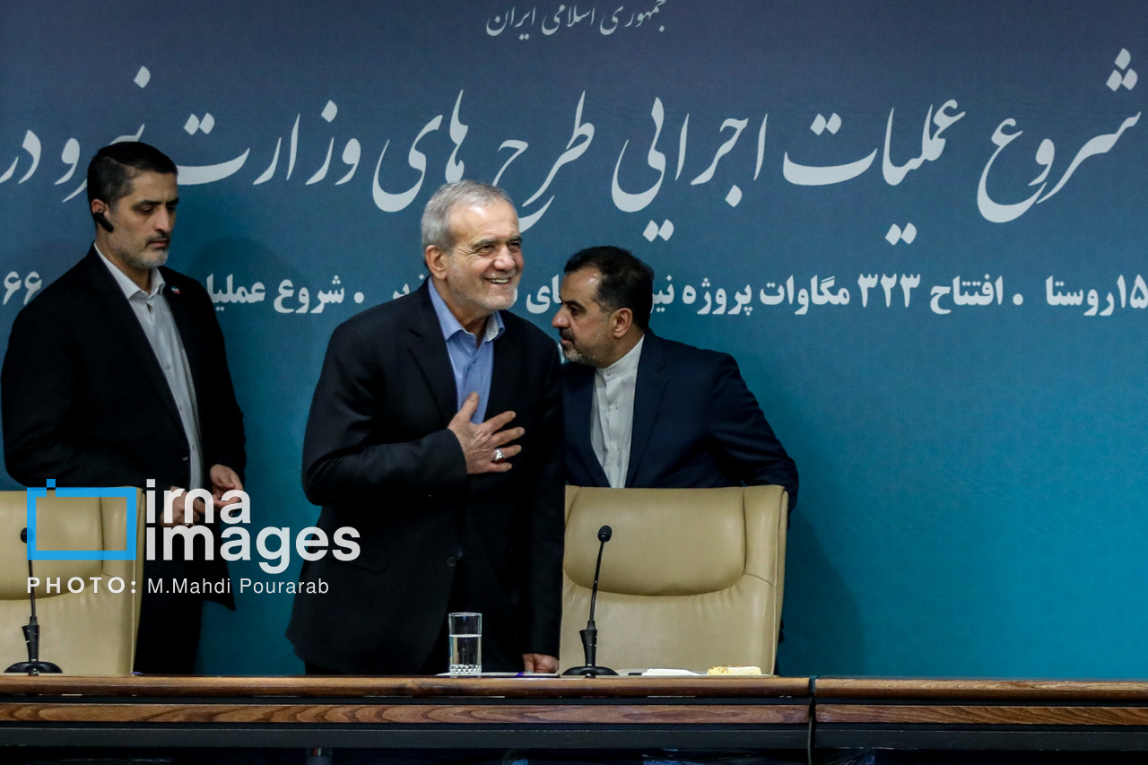 افتتاح و شروع عملیات اجرایی طرح‌ های وزارت نیرو در سراسر کشور