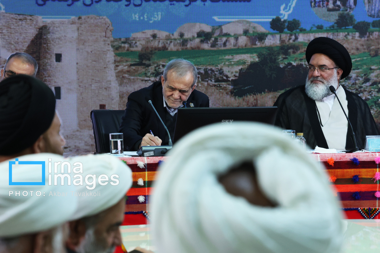 ورود رییس جمهور به یاسوج