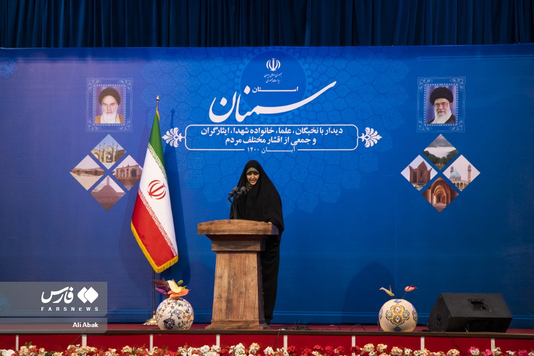 دیدار رئیسی با نخبگان سمنان