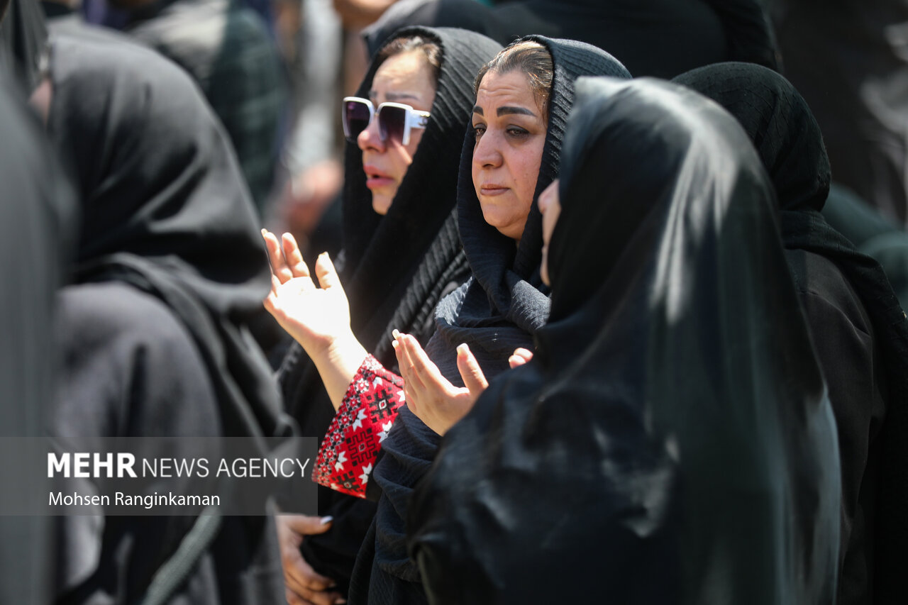 تشییع و تدفین پیکر شهدای حملات رژیم صهیونیستی در تهران