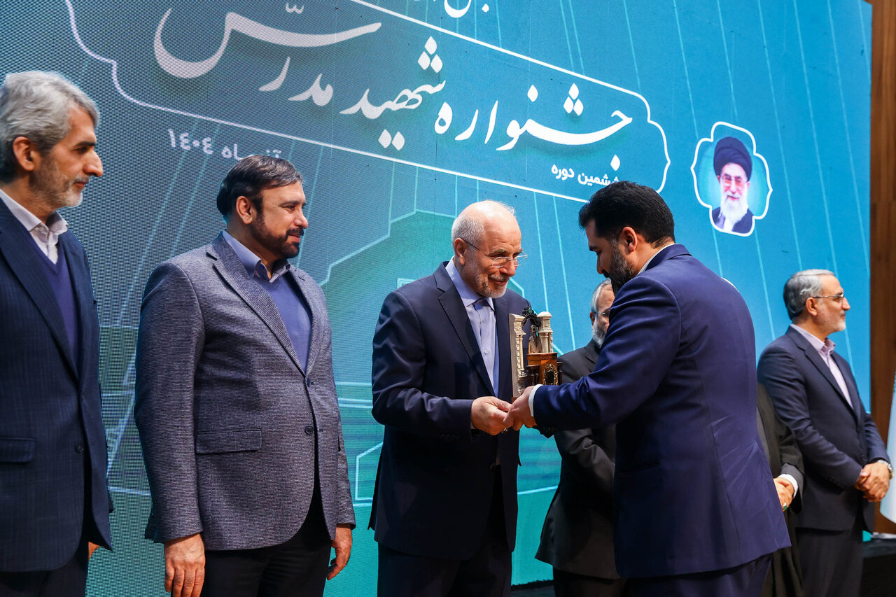  اختتامیه ششمین دوره جشنواره شهید مدرس با حضور قالیباف