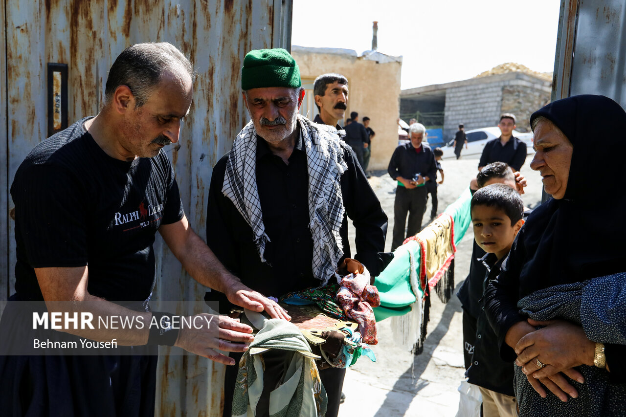 آیین علم‌گردانی در روستای تاریخی هزاوه