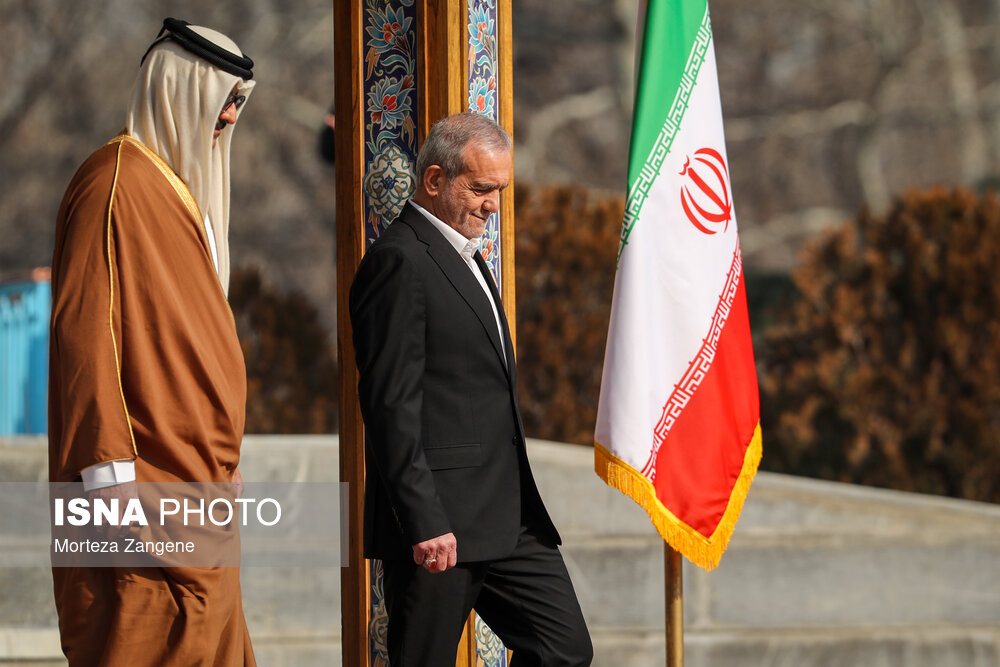 استقبال رسمی از امیر قطر