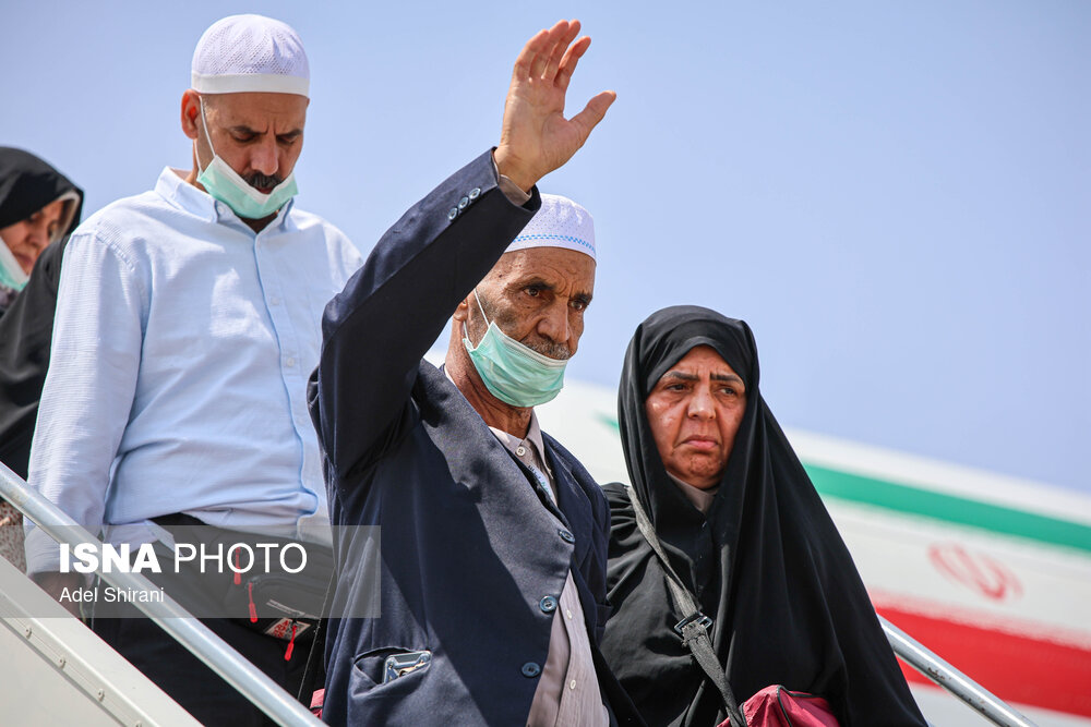 بازگشت نخستین گروه حجاج - اصفهان