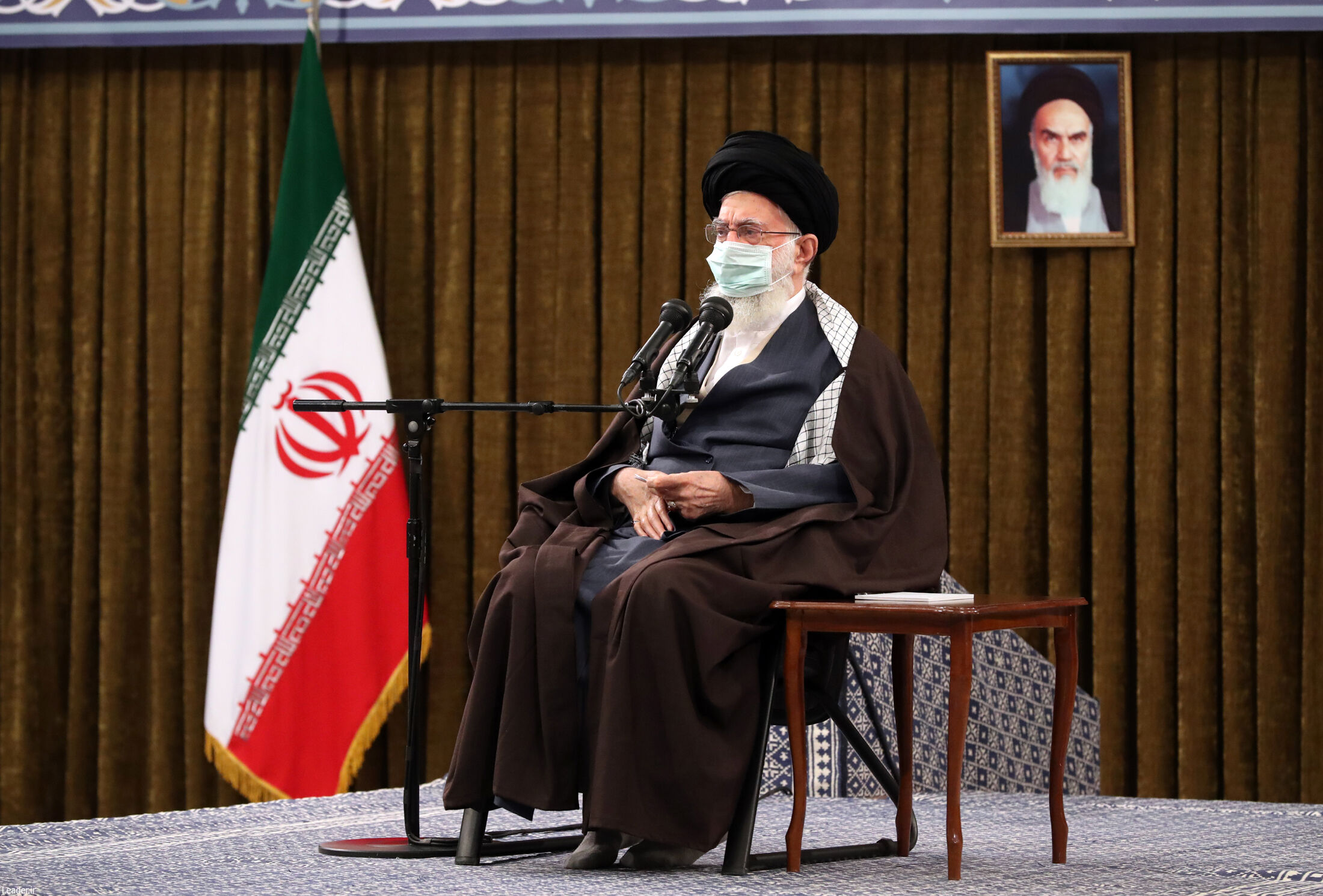 دیدار دست‌اندرکاران کنگره‌ شهدای ایلام با رهبر انقلاب