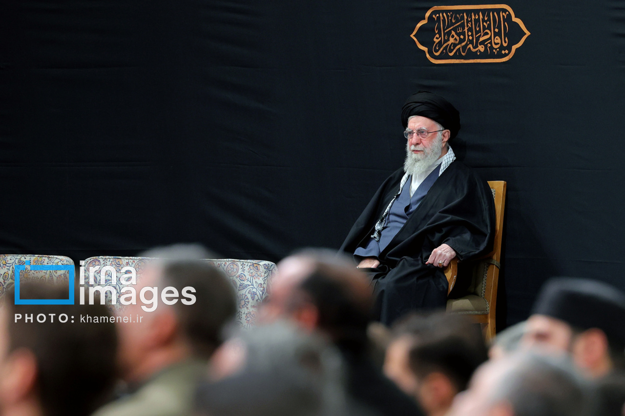 دومین شب عزاداری ایام فاطمیه با حضور رهبر انقلاب