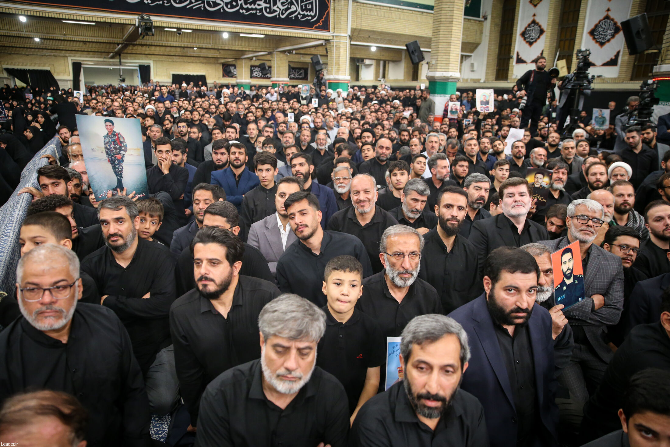 رهبر انقلاب در مراسم بزرگداشت شهدای جنگ تحمیلی