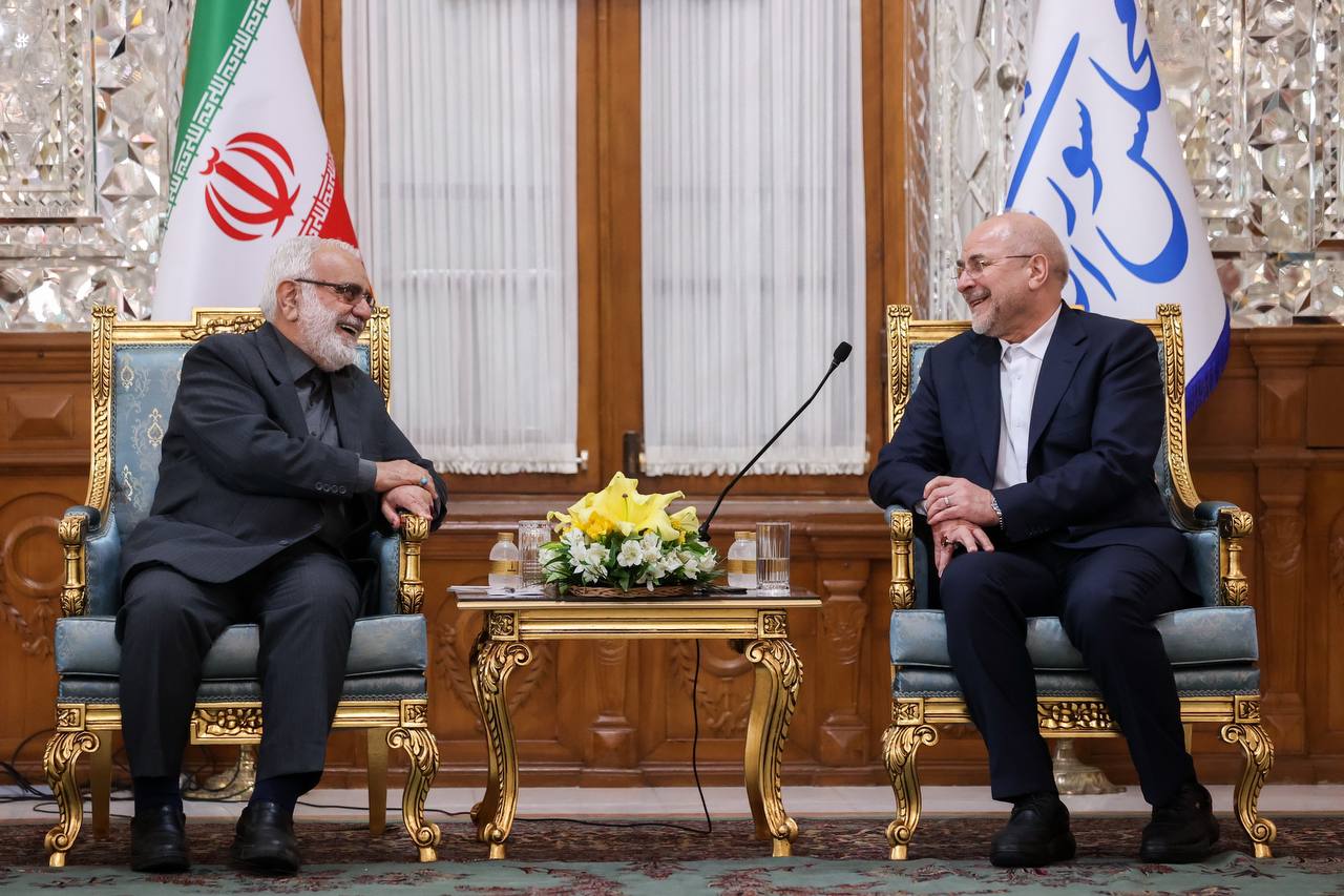 دیدارهای نوروزی جمعی از مسئولان نظام با قالیباف