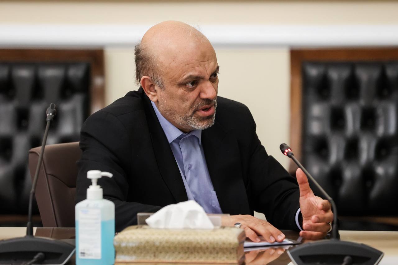 جلسه هئیت امنای کتابخانه با حضور قالیباف 