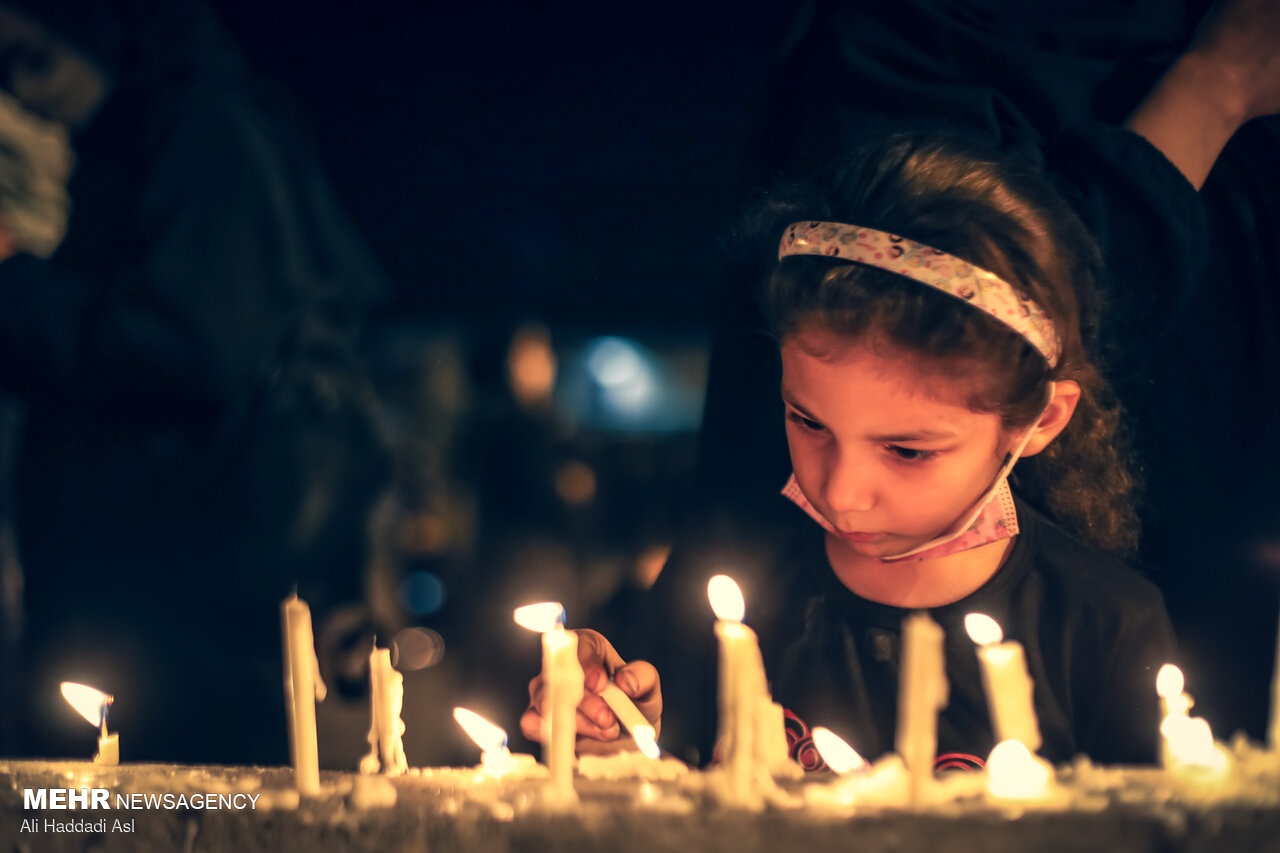 شام غریبان در میدان امام حسین (ع)